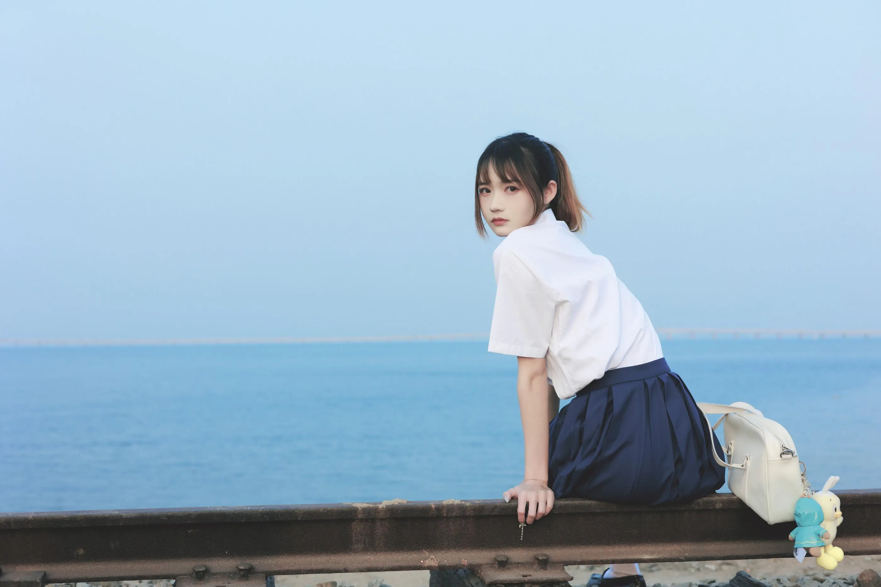 [艺图语] 2022.06.28 海风的声音 兔子Zzz不吃胡萝卜 [39P]插图4